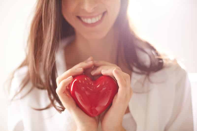 red-heart-hands-woman (1) (1) (1)